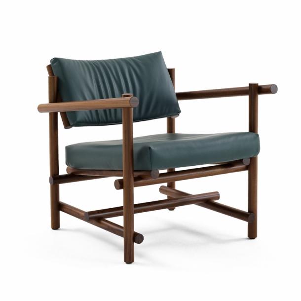 Muecke Lounge Chair 