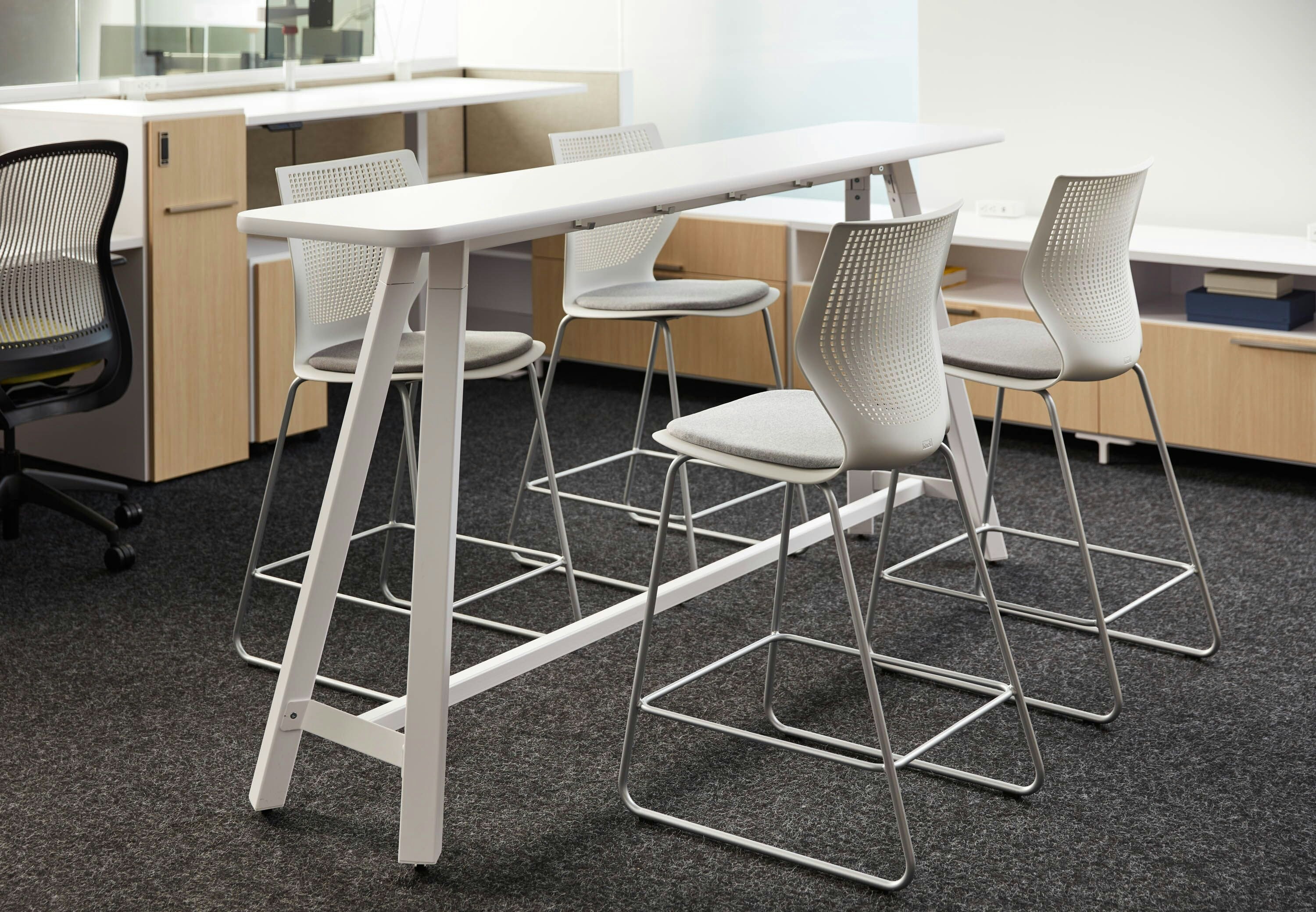 Knoll Formway Design MultiGeneration Product Development Archival Image